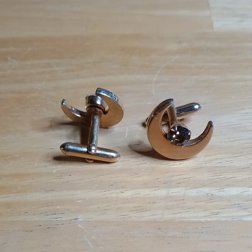 Mixed Metal Men's Cufflink Set - Gold & Silver Accent